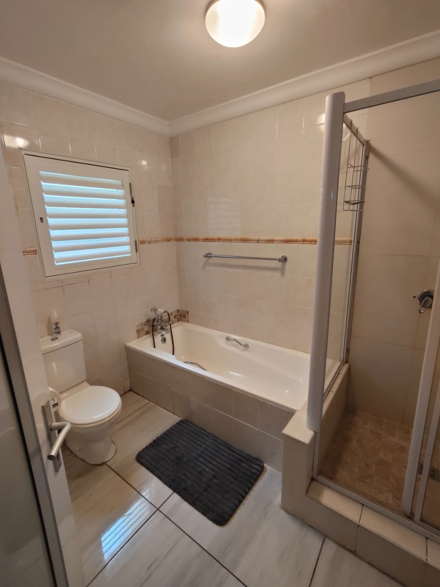 3 Bedroom Property for Sale in Jeffreys Bay Central Eastern Cape